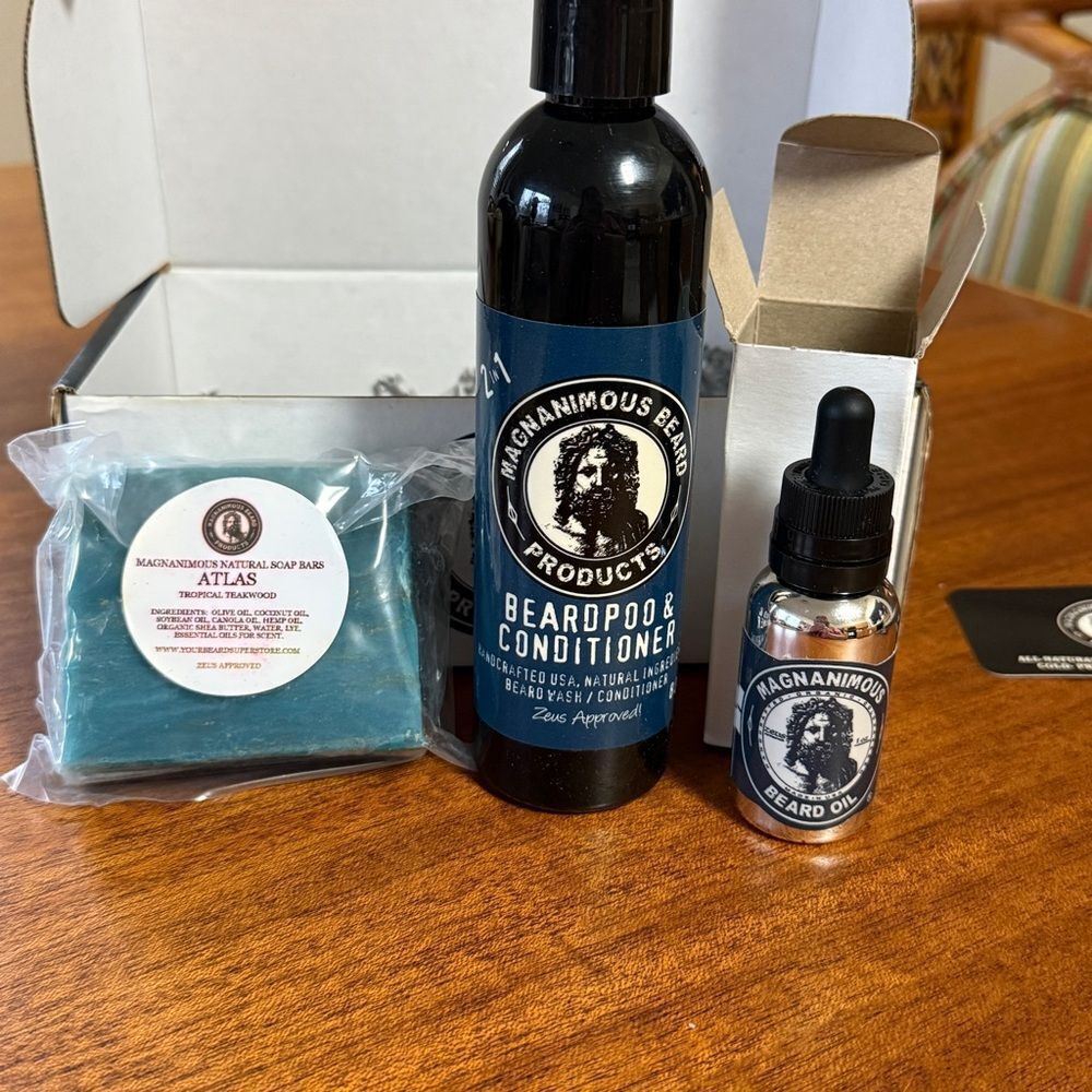 NIB MAGNANIMOUS Beardpoo & Conditioner Beard Oil and TROPICAL TEAKWOOD Soap Set